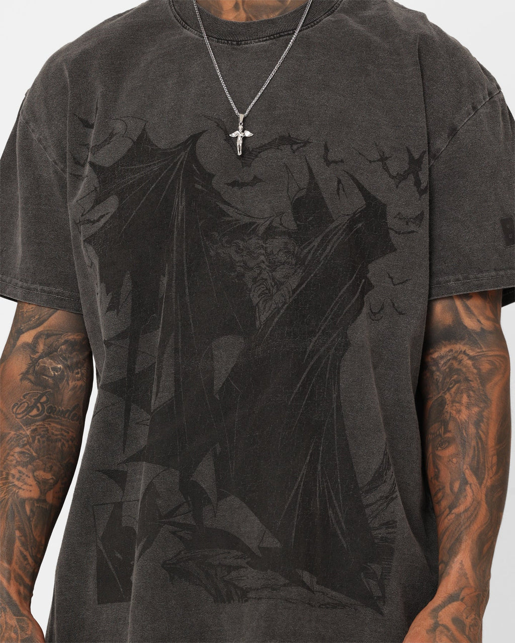 Vintage Studio X Comic Night Hero Issue #423 Noir Heavyweight Vintage T-Shirt Black Wash