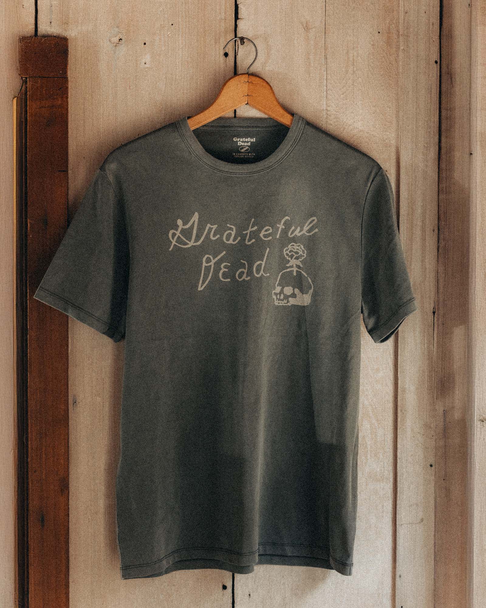 The Organic Cotton Tee in Dead Script