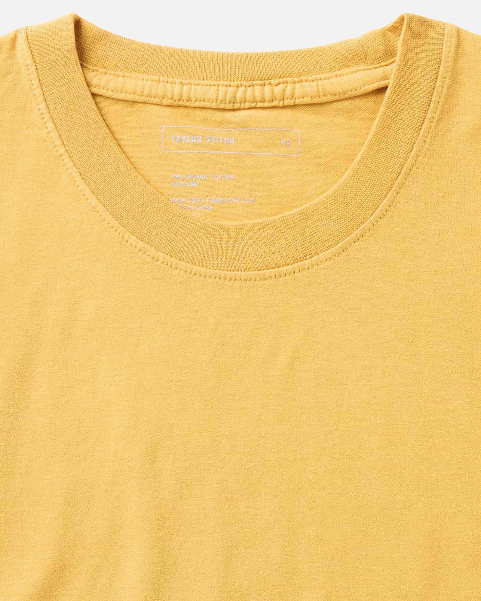 The Cotton Hemp Tee in Goldfinch