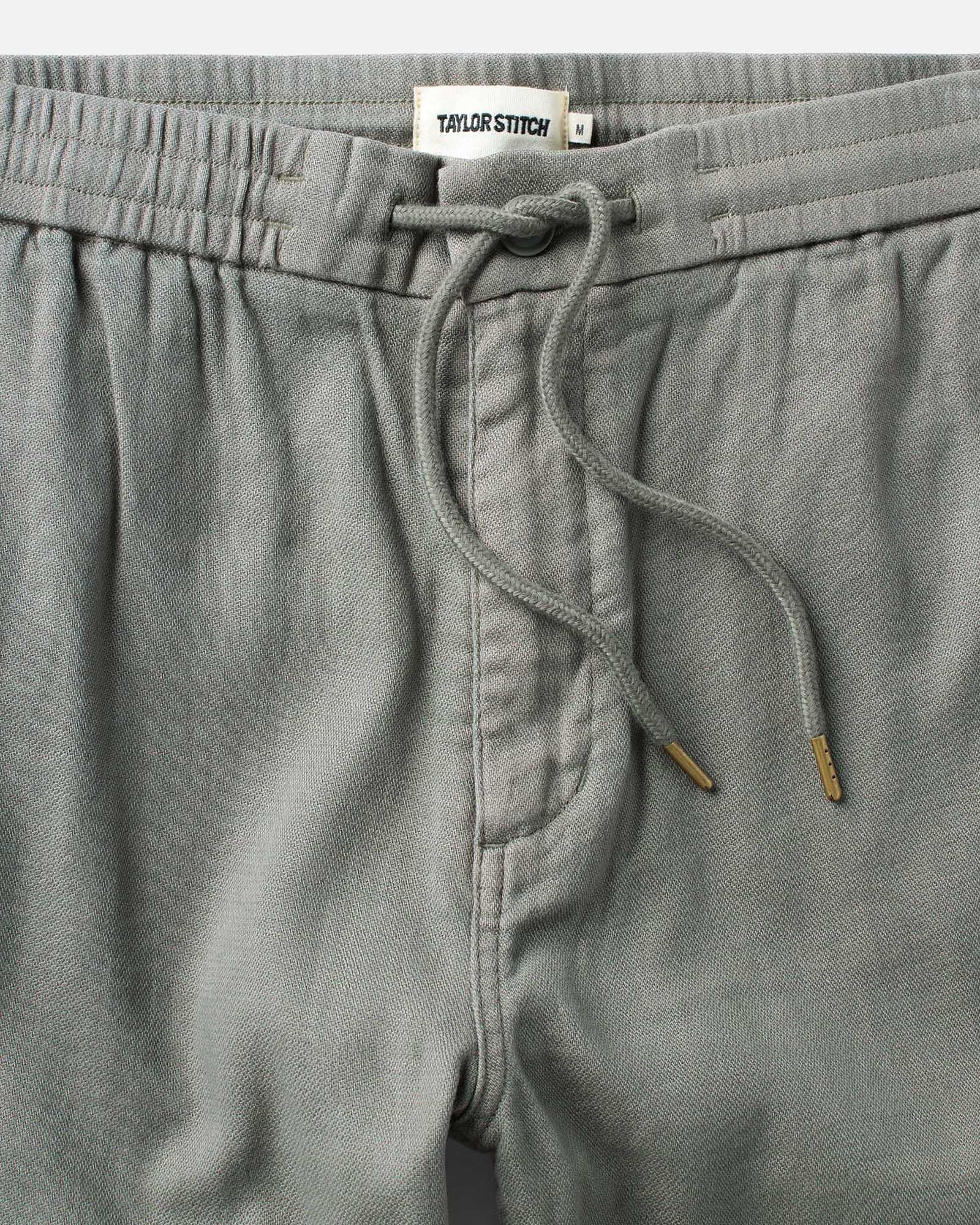 The Roamer Pant in Smoked Olive Broken Twill